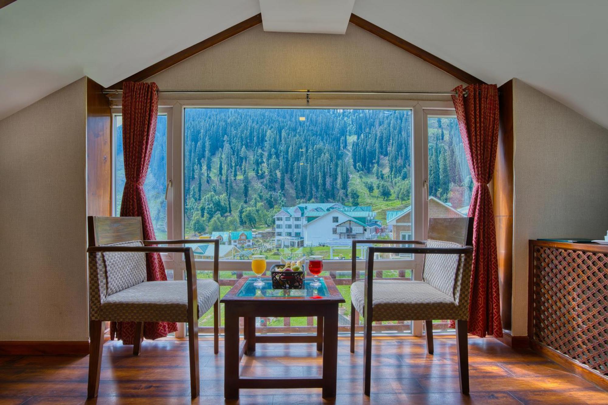 Golden Meadows Hotels & Resorts Sonāmarg 외부 사진